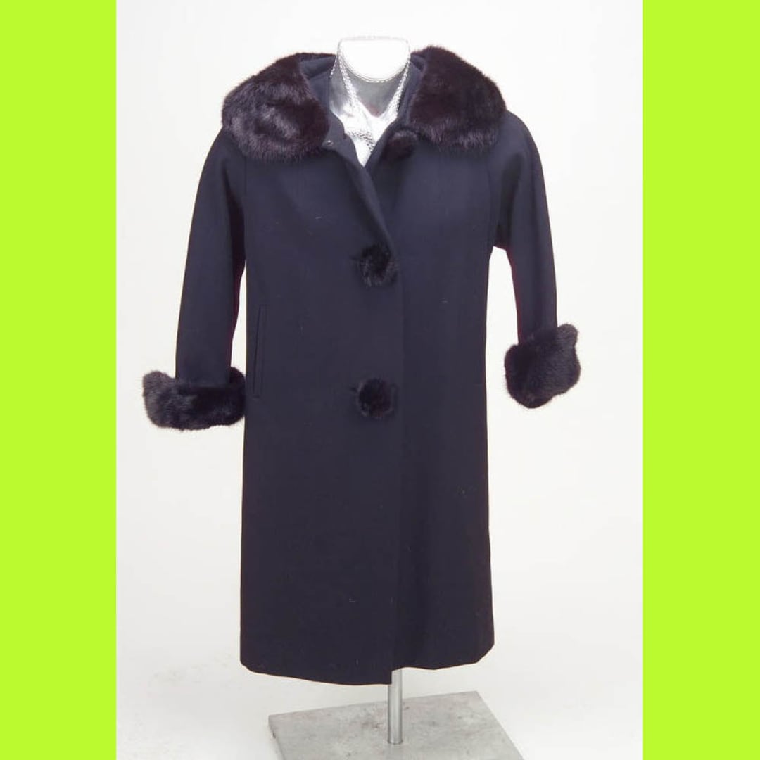 Wool Coat Fur Collar Vintage Ladies 1940s Black Fur Black Coat Original