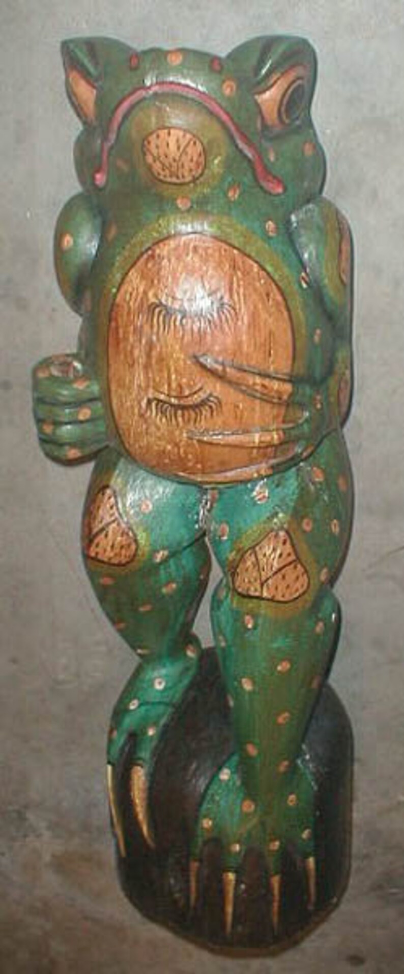 frog with umbrella garden statue