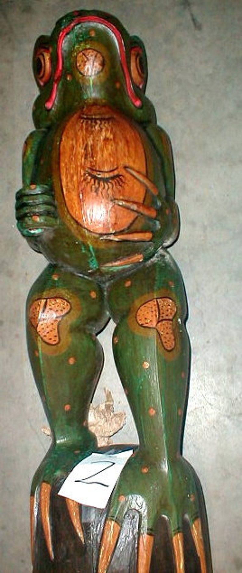 frog with umbrella garden statue