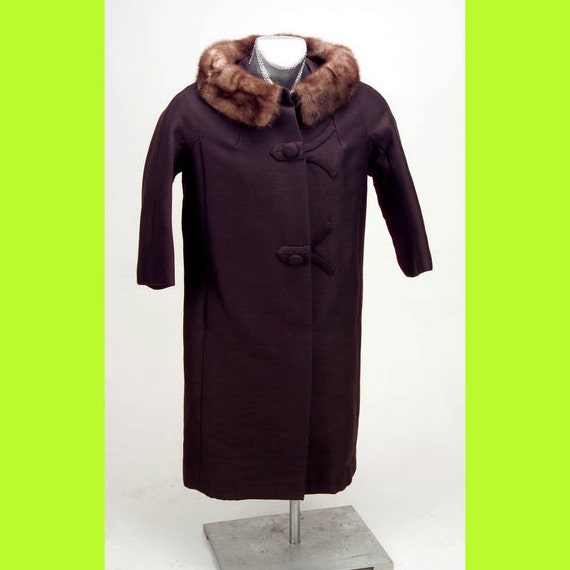 Wool Coat Vintage Ladies Brown wBrown Fur Collar 1