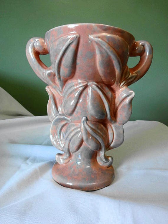 Vintage Gonder Usa Pottery Vase H 77 Leaf Design Pink Blue Etsy