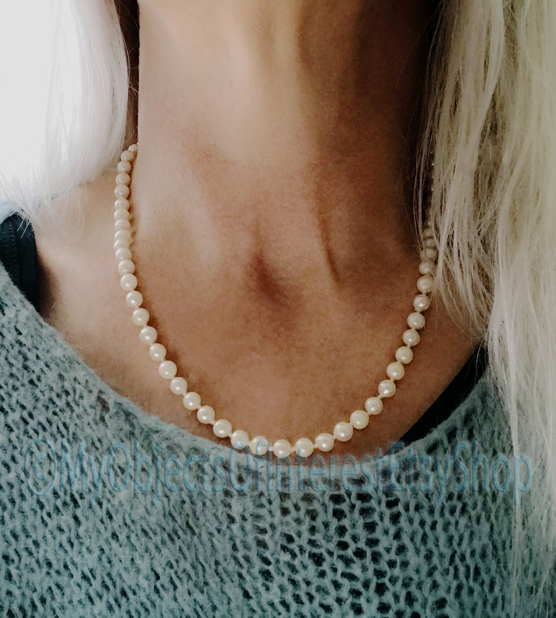 Vintage Pearl Necklace 9ct Gold Clasp 