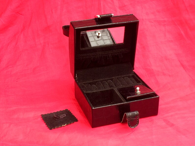 Vintage Black Jewellery Box Travel Domed Case Casket with Carrying Handle Inside Mirror