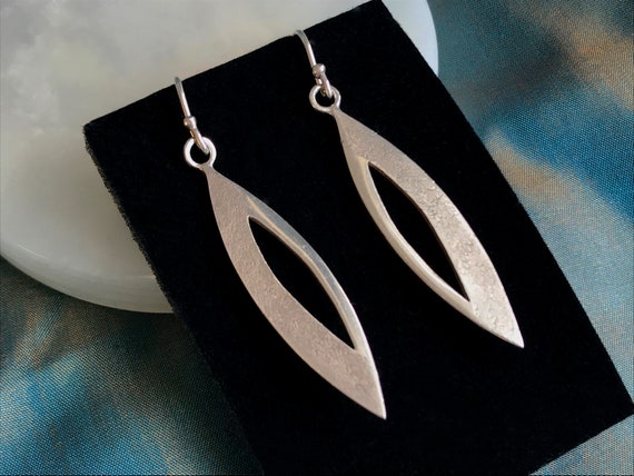 Long Drop Sterling Silver Leaf Earrings London Ha… - image 1