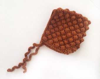 Bonnet. Bobble bonnet. Baby bonnet. Fall bonnet. Baby announcement. Gender reveal. Winter bonnet. Toddler hat.