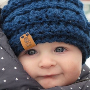 Bobble Hats. Crochet beanie. Baby beanie. Toddler hat. Mommy and me hats. Wholesale beanies. Tuque. Faux fur pompom.
