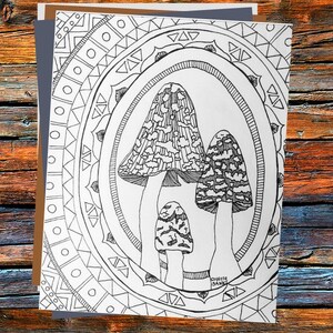 Azteken Zentangle Erwachsenen Malseite von Waldpilzen.