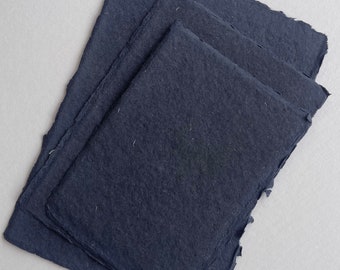 Papel de algodão com bordas irregulares Indigo, tamanhos disponíveis: 5x7", A6, A5 | Convites de casamento, Papel de carta, Papel artesanal