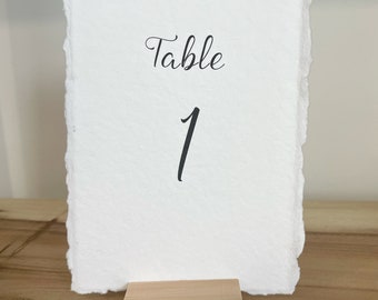 Numéros de tableau | Papeterie de mariage, carte faite main en chiffon de coton, bords tachetés.