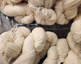 White wool yarn