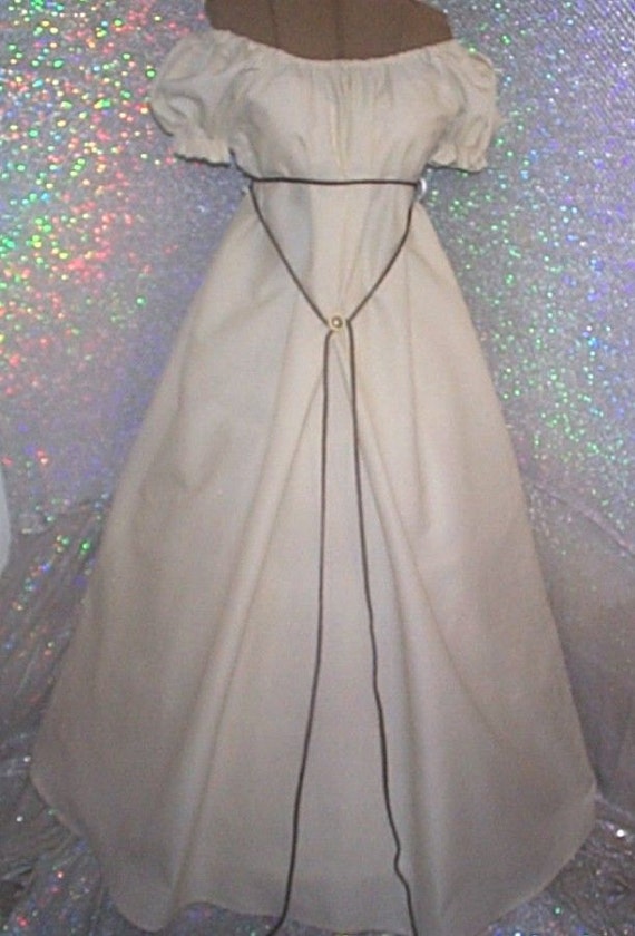 cream under dress Renaissance / Civil War Southern Ivory Chemise / Dress / Costume Casual Festive Attire – Color:Light Blue Multi SOHO Wedding The invisible side zip
