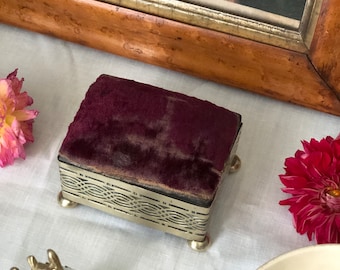 A silver plate box, Edwardian, rectangular, EPNS, wine red velvet top, cream silk lining, gift, jewellery box.
