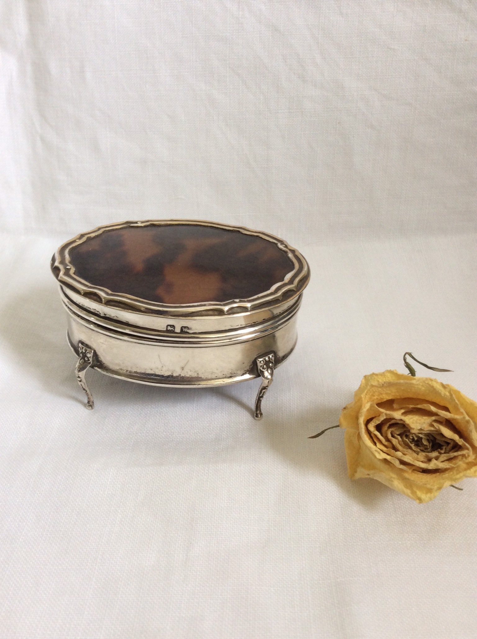 A Silver and Tortoiseshell Trinket Box, Birmingham 1921, Art Deco, oval