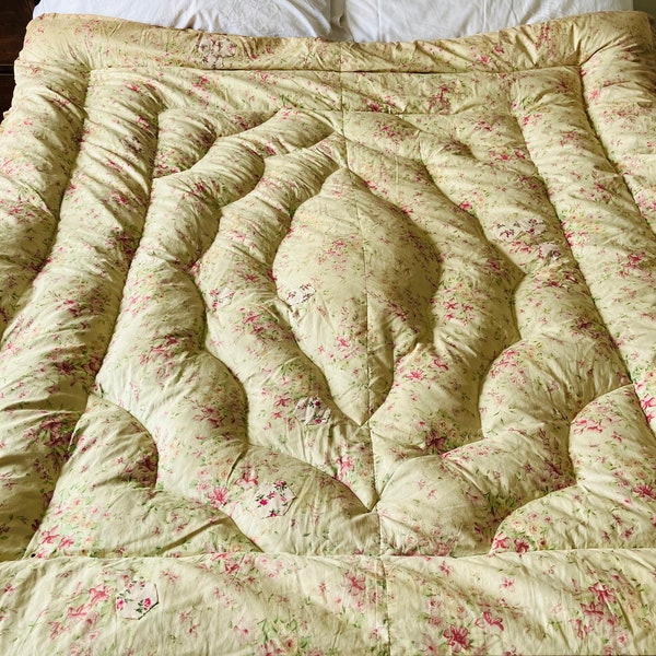 A double Eiderdown, vintage, floral, flowers, roses, feathers, cotton, comforter, quilt, cream, pink.