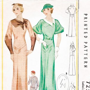 Op de afbeelding: Een vintage naaipatroon voor een jurk, met twee vrouwen die verschillende versies van de jurk dragen. Het patroon is gelabeld "7233 Maat 38" en "Dames- en meisjesjurk 50c".