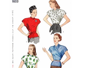 Puede incluir: Un patrón de costura vintage para una blusa de mujer con escote de envoltura y mangas cortas. El patrón incluye cuatro vistas diferentes de la blusa, cada una con un color y un patrón diferentes. El patrón está etiquetado como "1603" y es de Lady Marlowe Studio.