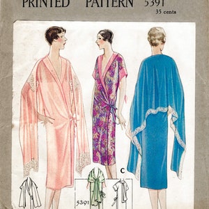 vintage sewing pattern 1920s 20s lingerie robe kimono cape sleeves bust 32 - 34 English & French / 1920 reproduction