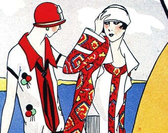 Op de afbeelding: Twee vrouwen in vintage 1920s mode, gekleed in witte jurken met rode en zwarte accenten. Een vrouw draagt een rode hoed en de andere een witte hoed. Ze staan op een witte railing met een gele en blauwe achtergrond.