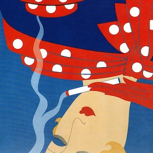 Könnte beinhalten: Eine Frau trägt einen roten Hut mit weißen Punkten und rote Handschuhe mit weißen Punkten. Sie raucht eine Zigarette und hält eine Tasse Tee in der Hand. Der Hintergrund ist blau.