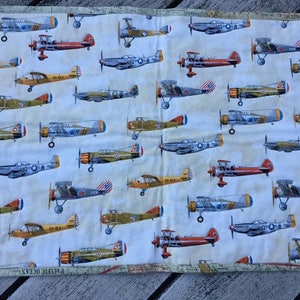 Table Topper - Militärische Flugzeuge