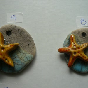 ciondolo in ceramica raku con stella marina sfondo azzurro chiaro ciondolo per collana e gioielli estate perline pendente ceramica raku image 7