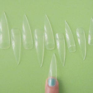 nail sizing kit stiletto 20 full false nails to color clear