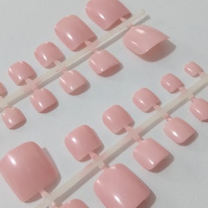 24 light pink fake toe nails press on toes
