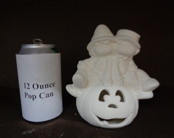 6" - 2 Scarecrows on Jack-O-Lantern - Ready to Paint E412