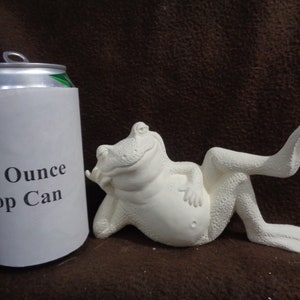 Rana de cerámica de 5" de largo - Lista para pintar - C740