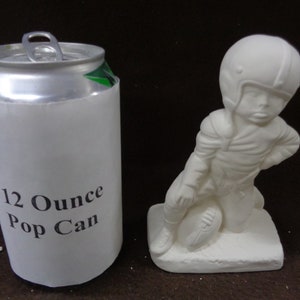 Ceramic Bisque - Kneeling Football player - 5&quot; - Ready to Paint - E697