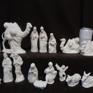 Ceramic Bisque 16 Piece Doc Holliday Nativity Set (Includes Hanging Angel) - Pieces from 1&quot; - 6&quot; Tall - READ DESCRIPTION -U Paint -C462