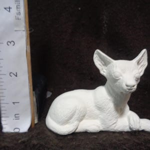 Ceramic Bisque 2.75&quot; Tall x 4&quot; Wide Chihuahua Dog (Nowells) - C091