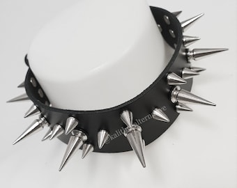 Gothic Leather Choker With Spikes