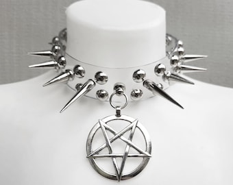 Gothic Transparent PVC Spiked Choker With Pentagram Pendant - Alternative Fashion Jewelry