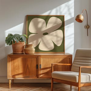 Stampa artistica da parete con margherite retrò, poster verde bosco, arredamento per soggiorno moderno di metà secolo, design floreale funky, parete galleria floreale ondulata