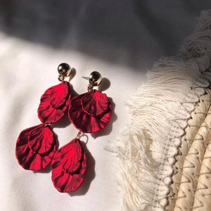 Shell Blue Red Green Matte Dangle Holiday Statement Earrings