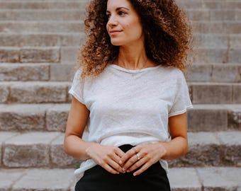Linen Travel T-Shirt | Sustainable Canadian Clothing | Lightweight Eco Essential