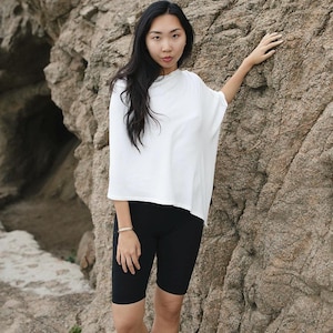 Poncho en tricot de coton modal | Papier de voyage léger | Couche écologique douce fabriquée au Canada ivory