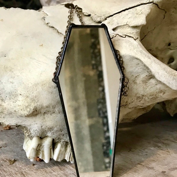 Miroir cercueil gothique en verre recyclé, décoration murale chaos, cadeau gothique (12 cm)
