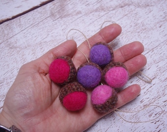 Felted Acorn Ornament, Set of 6 lilac felted acorn, wool felt fall ornament, pink acorn ornament, hanging acorn ornament, needle felt acorns