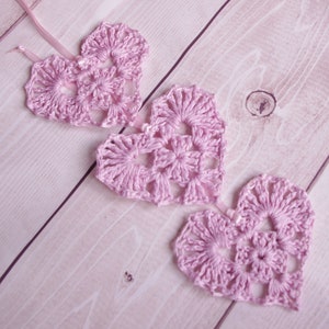 Valentines Day lace heart ornaments, crochet Valentine&#39;s Day heart, Valentine&#39;s tree ornament, hanging crochet heart, hanging heart ornament