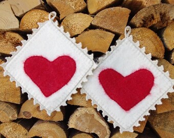 Valentines Day pot holders, felted pot holders, Valentines Day home decor, wool trivets, felted hot pads