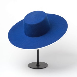 Simple and fashionable light body big brim wool flat top hat tourism shopping wool felt hat