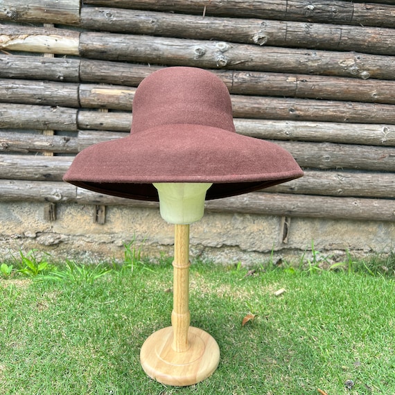 Retro Fashion Bowler Hat With Large Cap Brim Woollen Hat  display picture 3