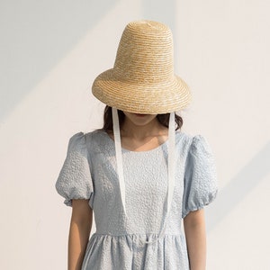 Retro high top wide eaves hand braided straw top hat strap binding outdoor shade concave modeling hat
