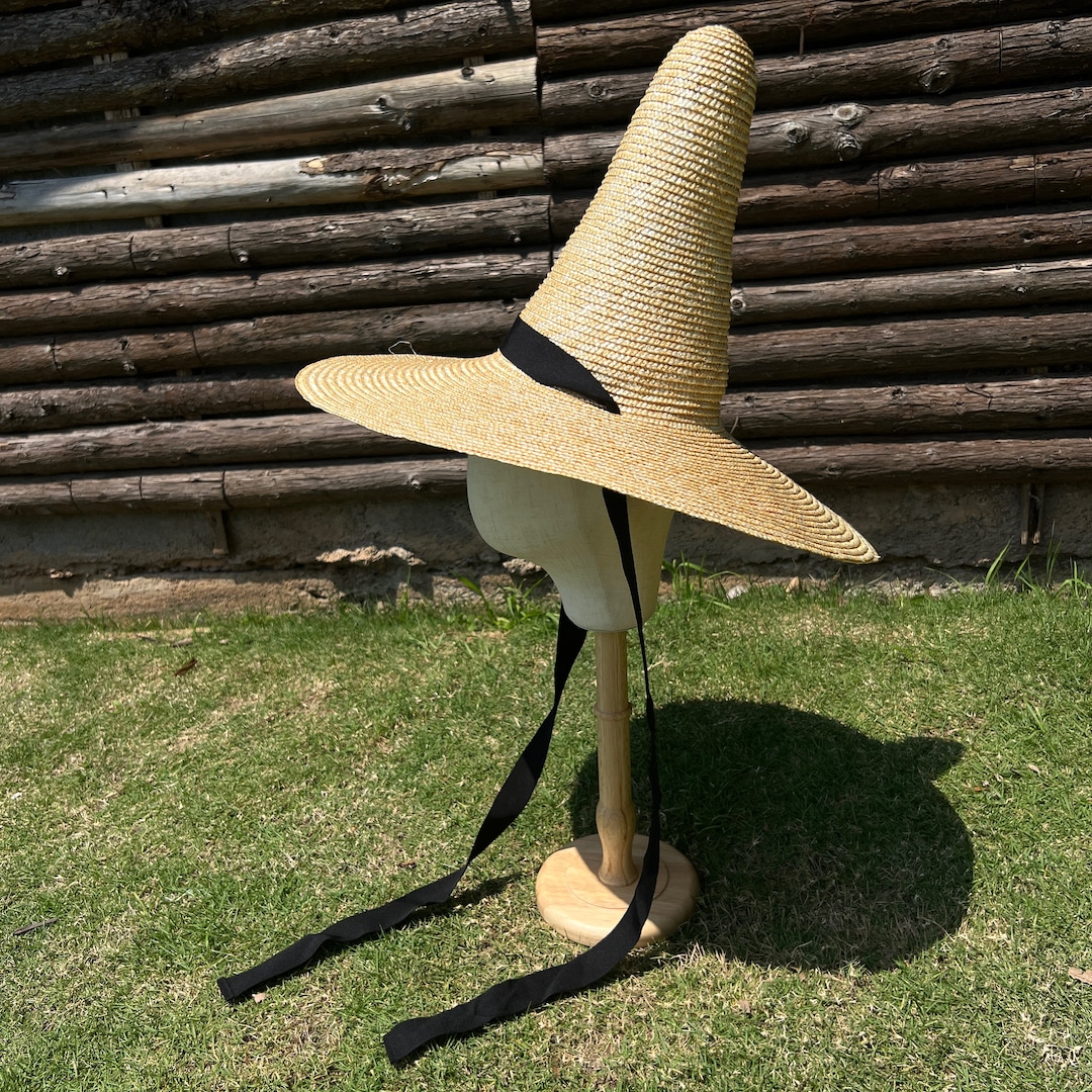 Dome Wide-brim Han Edition of Natural Grass Straw Beach Hat