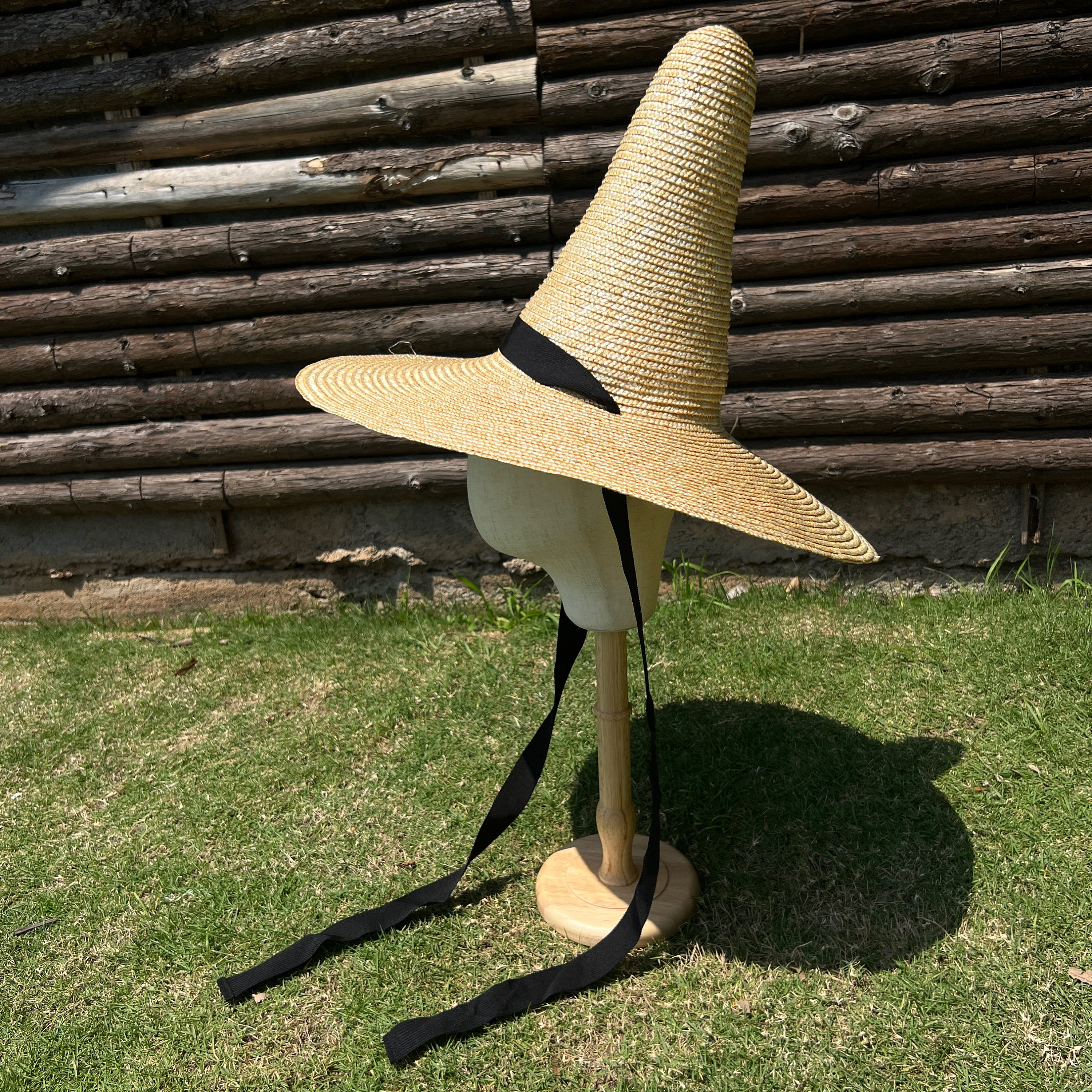 Dome Wide-brim Han Edition of Natural Grass Straw Beach Hat