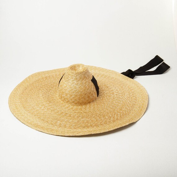Beach Hat Cone - Shaped High Top with Binding Hand to Increase The Brim Straw Hat to Protect The Modeling Straw Hat