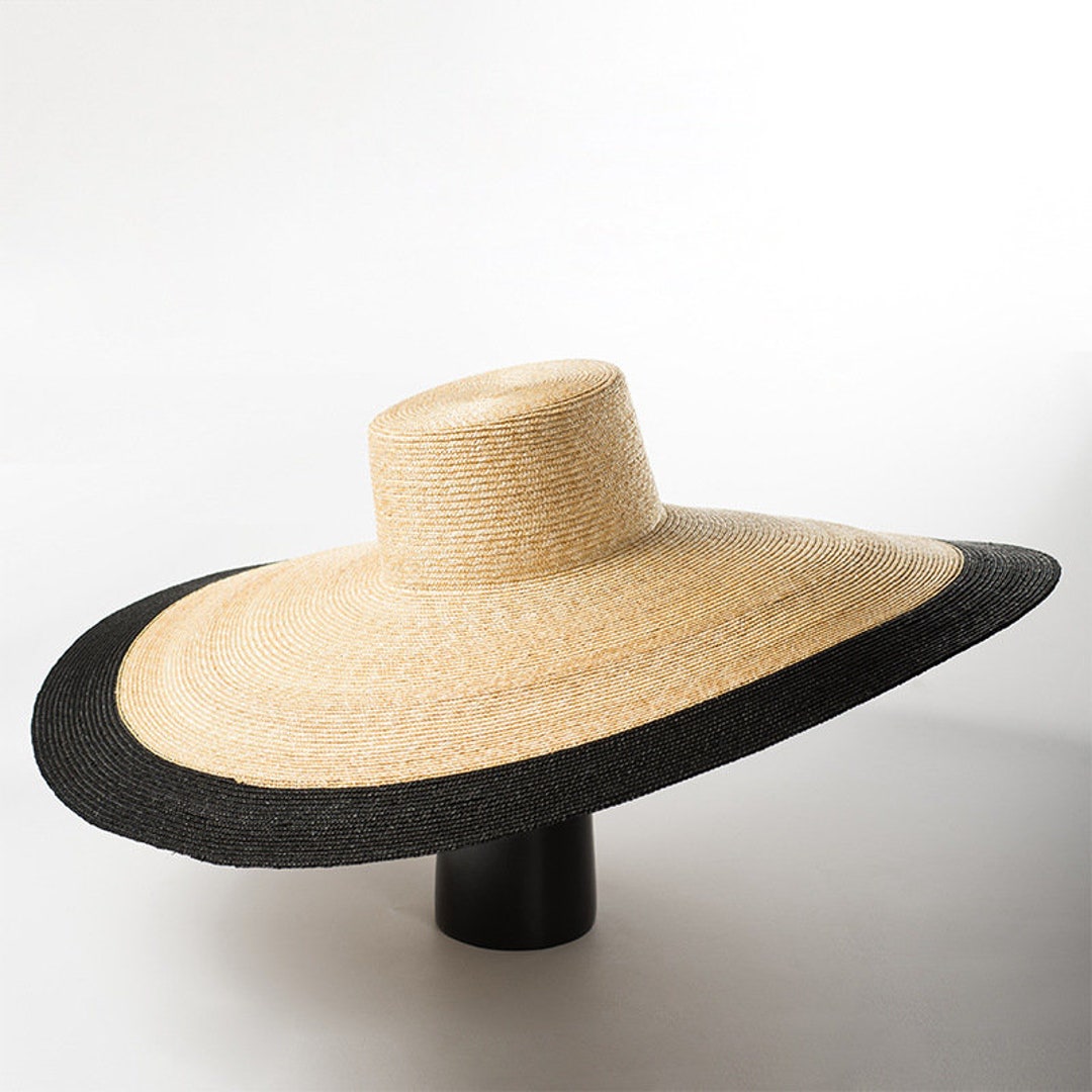 Large Hat Eaves Patchwork Fine Straw Straw Straw Hat Stage Show Concave