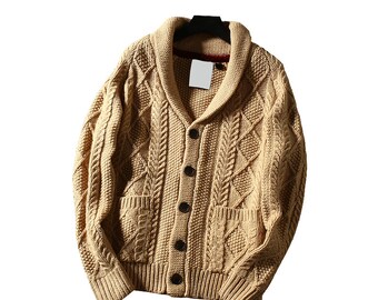 Casual cardigan jacket with a padded sweater   twisted yarn men wear knitted sweaters over a base